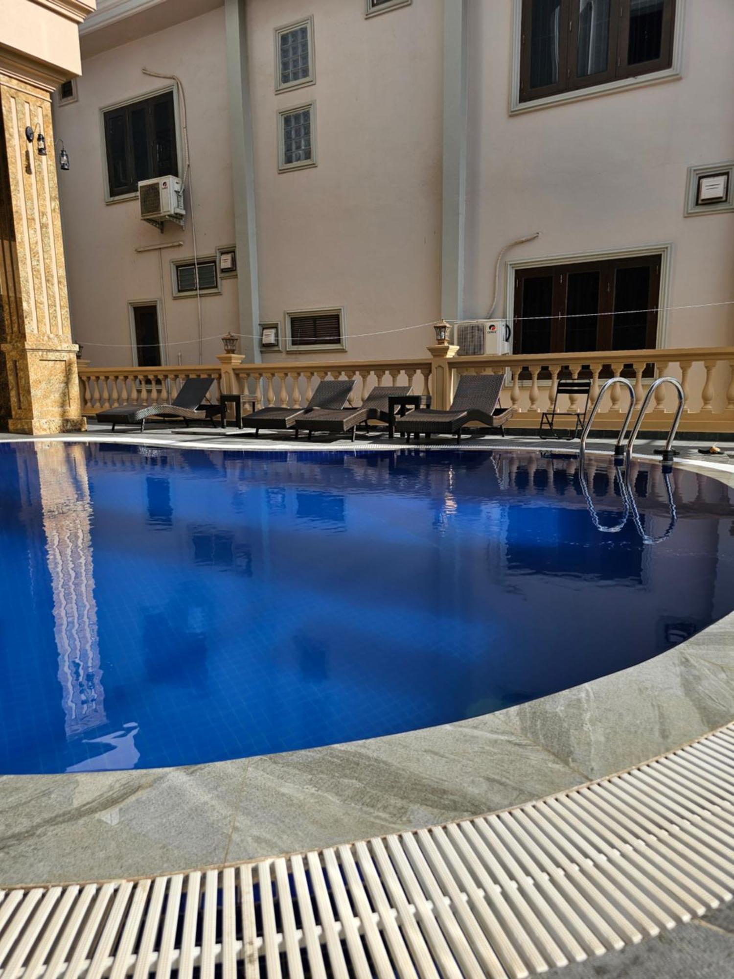 Sky Hotel Ванг-В'єнг Екстер'єр фото